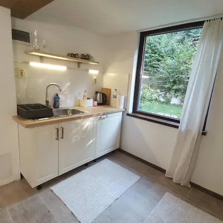 край реката * Botevgrad