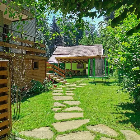 край реката Appartement *