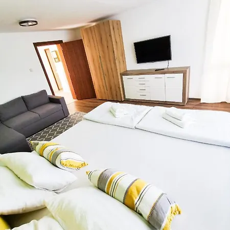 край реката