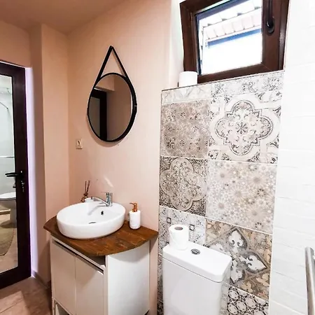 край реката Botevgrad